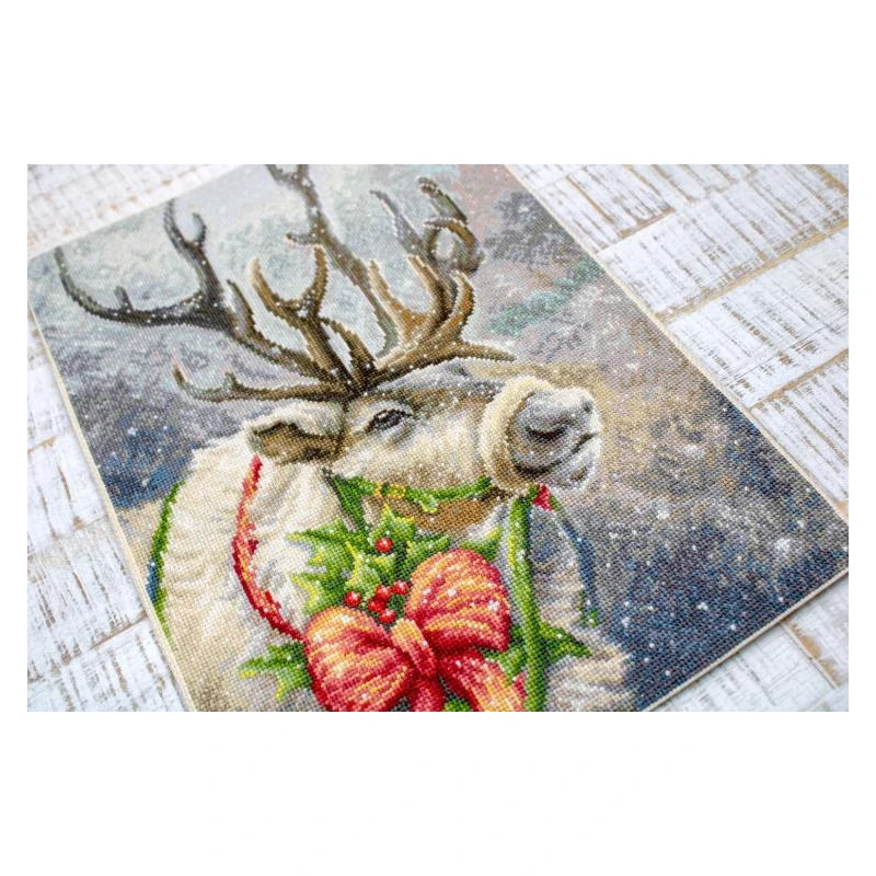 Cross Stitch Kit Luca-S - Christmas Deer, B598