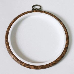 915-03 Embroidery hoop-frame circle 13 cm